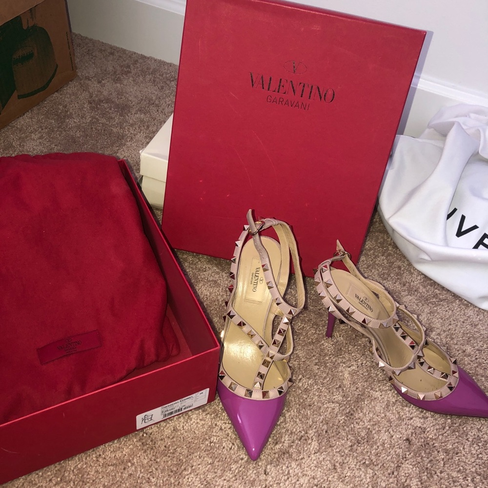 *Authentic* Valentino heels